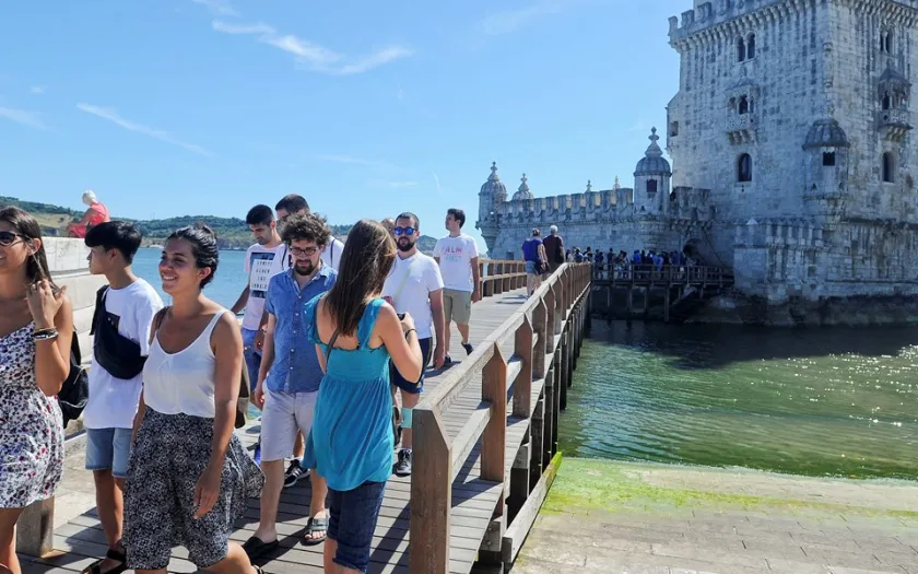 Infiltrado nas praias portuguesas