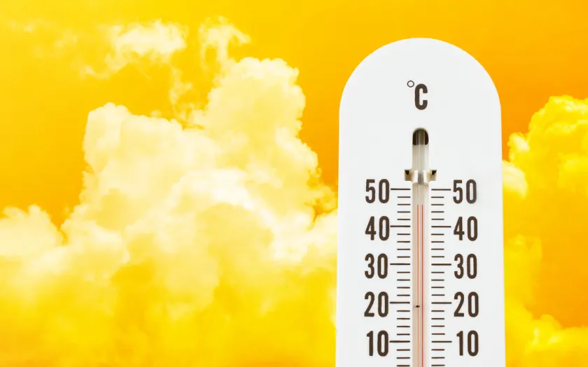 Imagem de um termómetro que marca mais de 40ºC