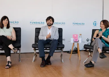 Imagem do debate «Como podemos dormir melhor?», na Feira do livro de Lisboa