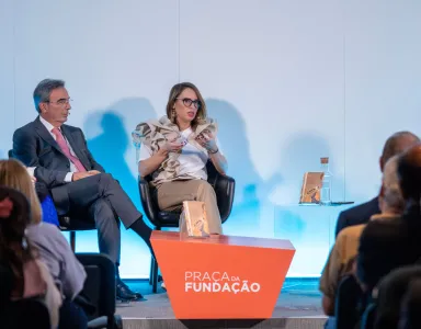 Imagem do debate sobre o poder das marcas portuguesas com Margarida Vaqueiro Lopes, Graça Martins e Francisco Carvalheira. D/R