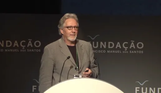 A ciência é para todos? (Aurora Teixeira, Carlos Fiolhais, Graça Simões de Carvalho e Martin Bauer)
