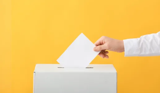 Imagem de uma urna de voto 