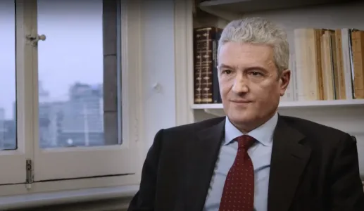 Imagem da entrevista ao professor Francisco Bethencourt para a série »O valor da liberdade»