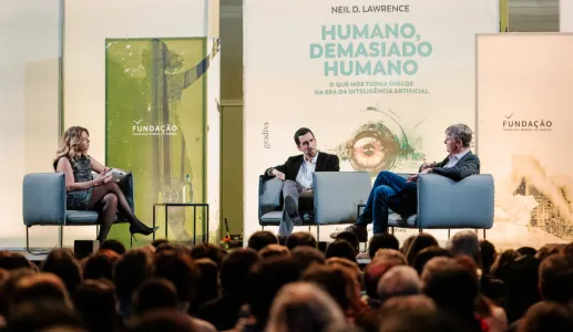 Imagem de Neil Lawrence com Bernardo Caldas e Marta Dhanis