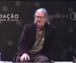 Entrevista a Bruce Sterling por Jake Bowers - Admirável Mundo Novo