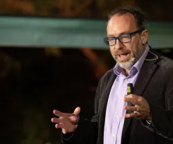 Jimmy Wales Encontro O Trabalho dá que pensar