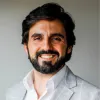 Imagem de Gustavo Jesus, diretor clínico da Partners in Neuroscience