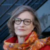 Imagem da jornalista e autora Ashton Applewhite