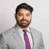 Imagem de Sagatom Saha, investigador auxiliar no Center on Global Energy Policy (CGEP) da School of International and Public Affairs, na Universidade de Columbia